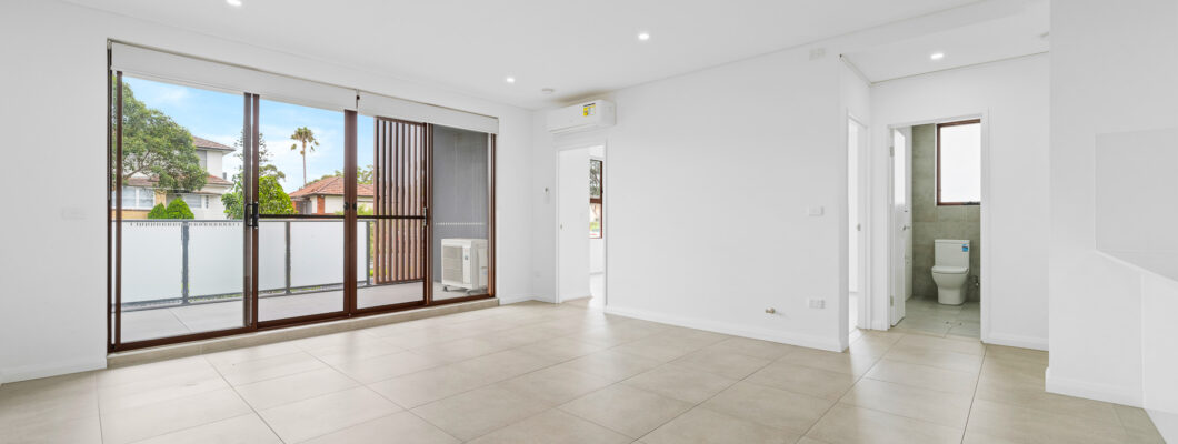 189867506__1772496825-48304-Upload-Me-2