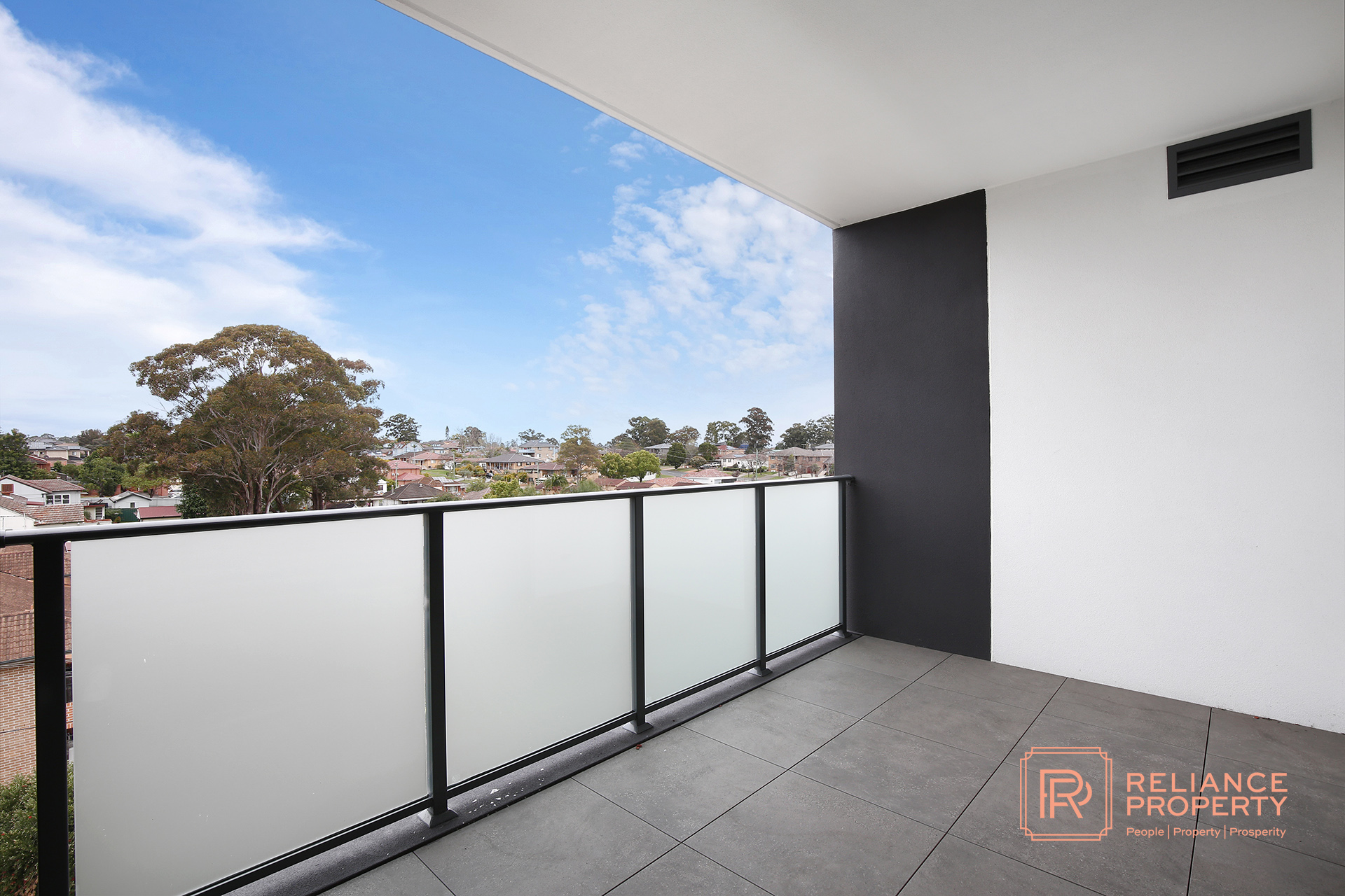 404/9-11 Swinson Street, Blacktown - Image 1